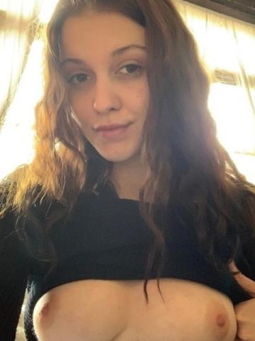 Илона Касумкент